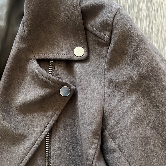 Aritzia Taula Morton Jacket - Picture 4 of 10